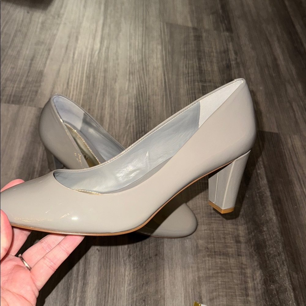 Lauren Ralph Lauren Neutral Taupe Beige Patent Block Heel Pumps